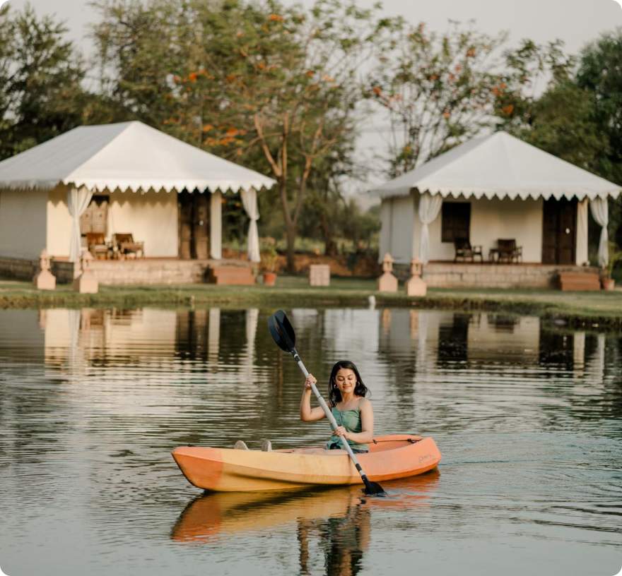 gorgeous-indian-bride-with-covered-head 14 (1)
