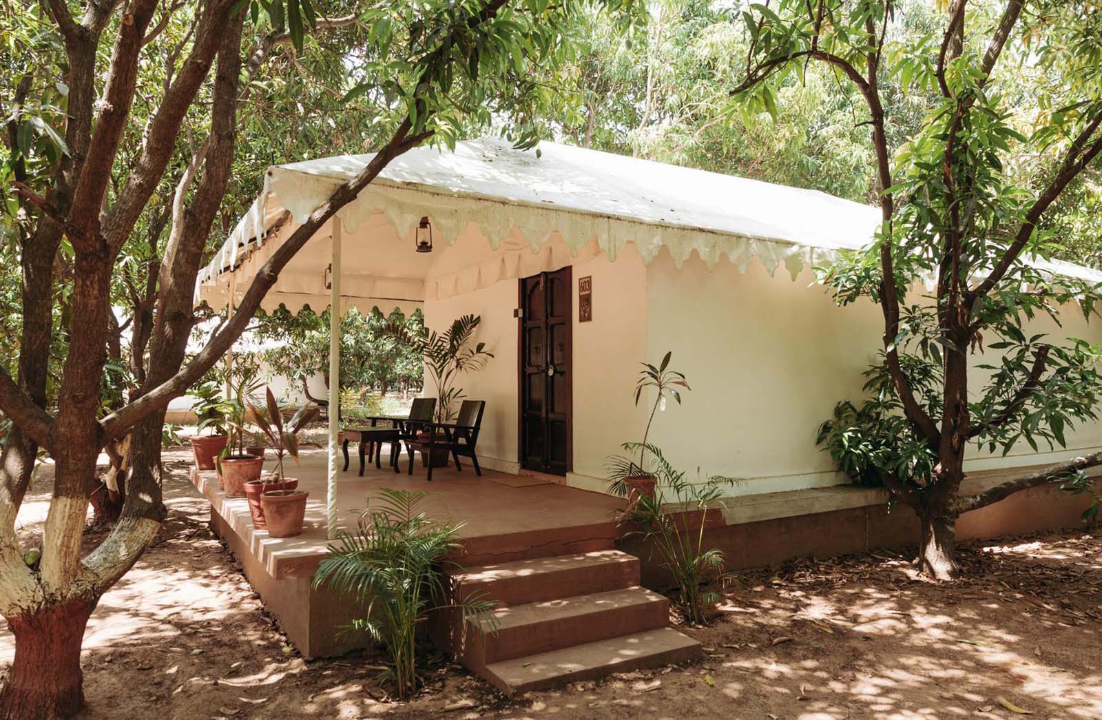 Accommodation-Orchard-Tents-1