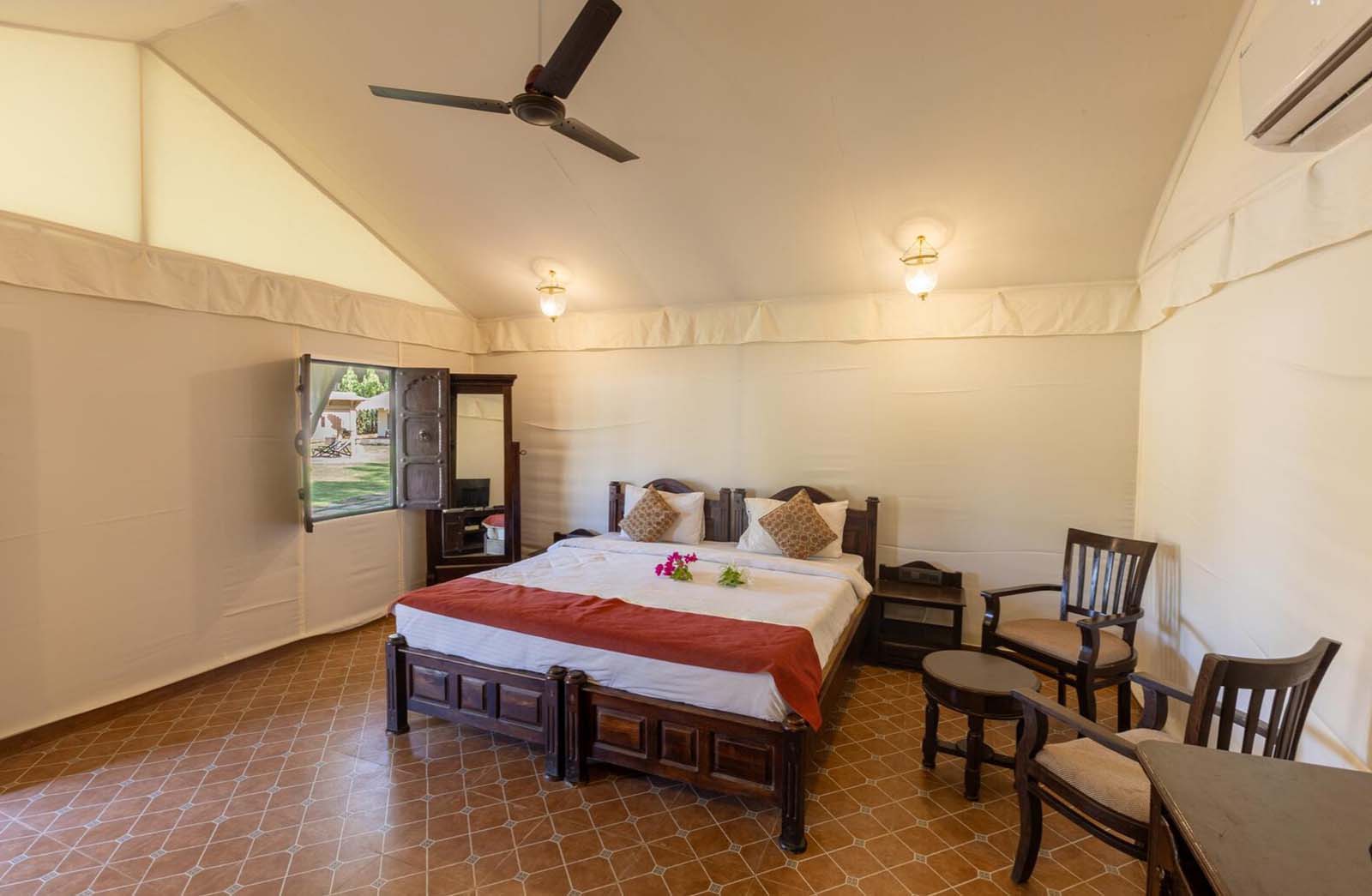 Accommodation-Orchard-Tents-2