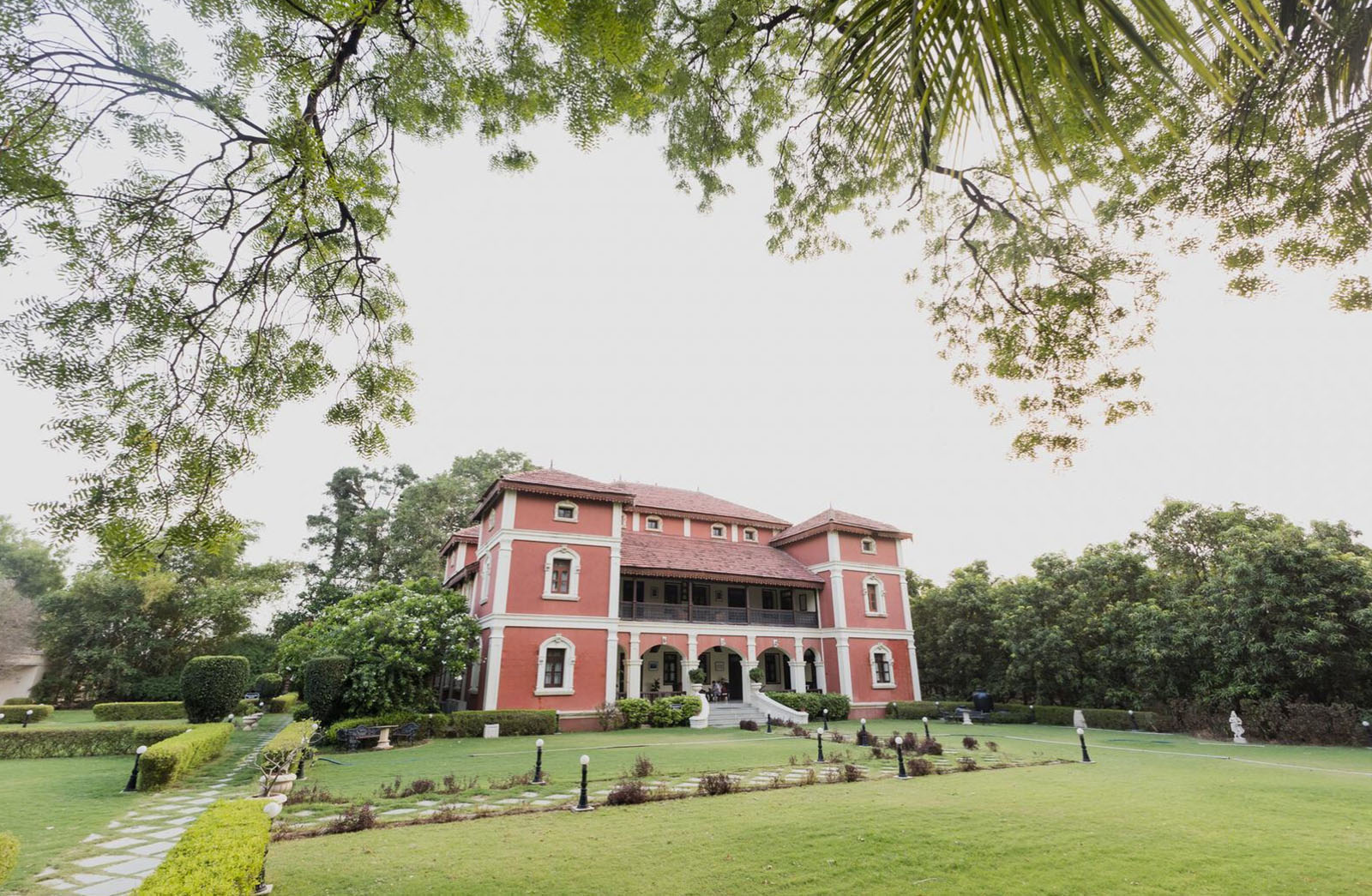 Accommodation-Suit-Rooms-Champaner-Hourse-Mahal